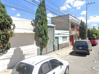 Casa en venta Calle Balbuena, General Vicente Villada, Nezahualcóyotl, Estado De México, México