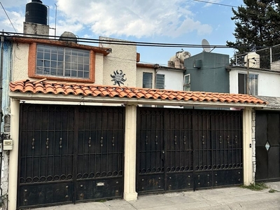 Casa en venta Calle Selene 14, Centro Urbano, Fraccionamiento Ensueños, Cuautitlán Izcalli, México, 54740, Mex