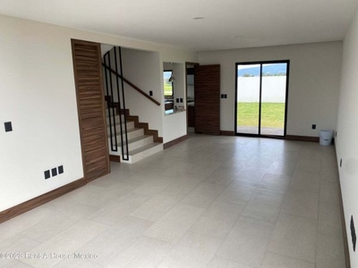 Casa en Venta en Metepec,Llano Grande MT.