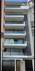 Doomos. COSTA VERDE, Departamento en VENTA con vista al mar, de 2 recámaras, elevador