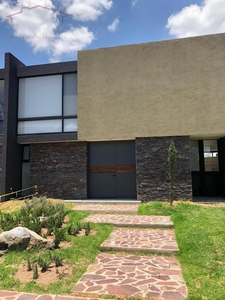 Doomos. VENTA DE CASA EN LA CAMPIÑA DEL BOSQUE MODELO VILLA HERMES