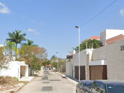 Casa De Recuperación Bancaria En Calle 26, Colonia Altabrisa, Mérida, Yucatán, México.-ngc2