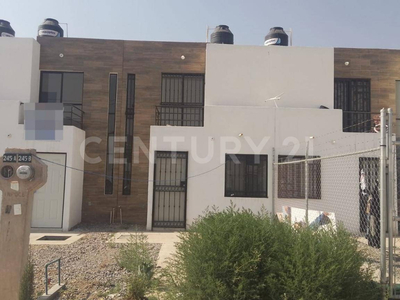 Casa En Renta En Tres Cantos, Soledad, Slp.