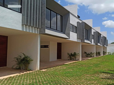 Casa Townhouse Con Alberca En Venta Temozon En Privada - Nor