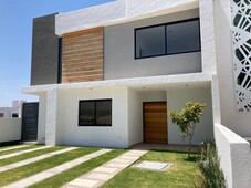 casa nueva en venta en lomas de juriquilla 4 habitaciones