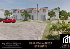 vendo casa con alberca a precio de remate en acapulco