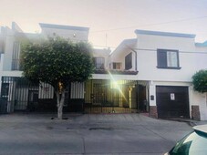 VENTA DE CASA EN HIPODROMO DOS