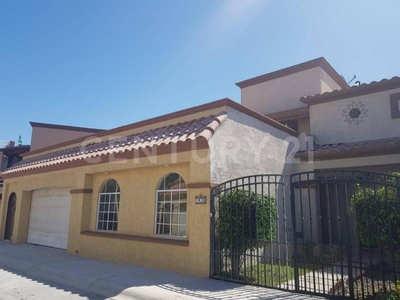 CASA EN RENTA EN RESIDENCIAL SAN MARINO, TIJUANA BAJA CALIFORNIA.