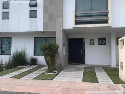 Casa en renta San Simón De Guerrero, Estado De México