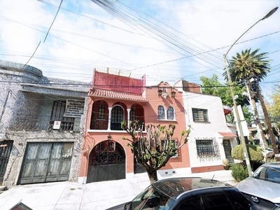Casa en Venta por Remate Bancario en la Colonia Narvarte Ciudad de Mexico