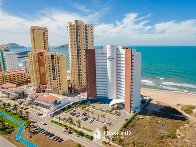 Condominio en venta a pie de playa en mazatlan