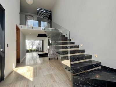 HERMOSA CASA EN VENTA EN ARBOLEDAS DE LOMA BELLA, PUEBLA