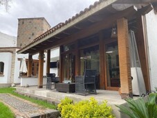 CASA EN VENTA BOSQUE DE LOS DINAMOS