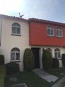 casa en venta en valle de la hacienda cerca de la femexfut y aeropuerto de toluc