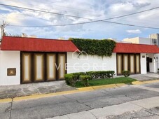 CASA EN VENTA, RESIDENCIAL VICTORIA , GUADALAJARA