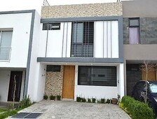 Casa en venta de 4 habitaciones en Vitana, Zapopan