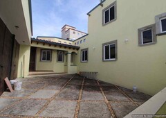 Casas en venta - 353m2 - 3 recámaras - Bugambilias - $5,550,000