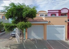 HERMOSA Casa EN REMATE - Fraccionamiento Nueva Vizcaya CULIACAN SINALOA