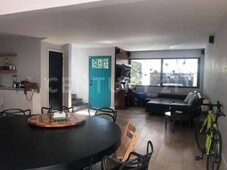 moderna casa sola recién remodelada en privada por paseo del conquistador