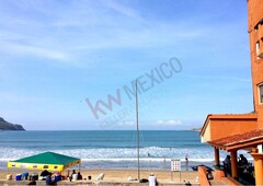 plaza bonita - departamento en venta a pie de playa en la zona dorada de mazatlán