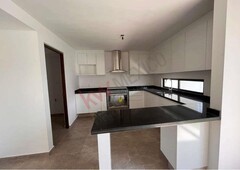 Venta de casa en Cimera Residencial al lado de colegio Seven Hills en San Luis Potosí