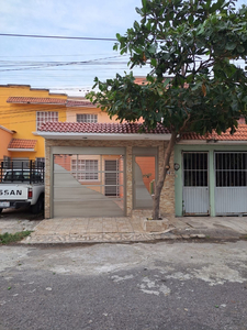 Casa En Venta En Condado Valle Dorado Veracruz