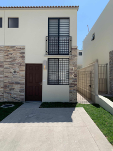 Capital Sur Queretaro Casa Amueblada En Venta