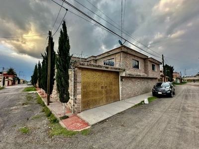 Casa en venta Santiago Miltepec 50010, Mz 017, Jorge Jimenez Cantu, Metepec, Estado De México, México