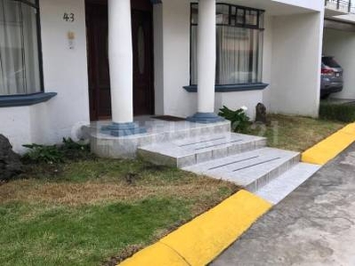 Casa en Condominio en Venta en Los Nogales, Metepec, Estado de México