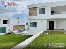 Venta de casa en Real de Oaxtepec, Yautepec, Morelos…Clave 4081, onamiento Real de Oaxtepec - 350.00 m2