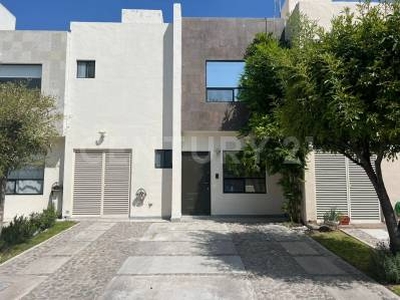 Renta de Casa en Condominio Paseo Natura VII, Sonterra Residencial, Querétaro
