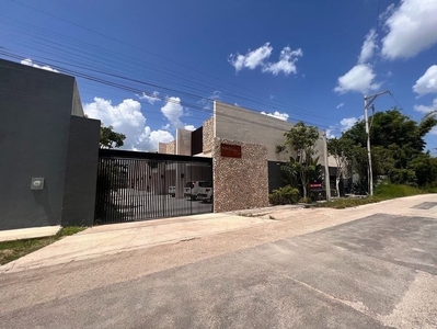 Doomos. Kahuna Townhouse Amubelado en Renta en Temozon Norte, Merida, Yucatan