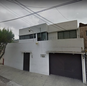 Casa En Calle Paranagua Col. San Pedro Zacatenco As78