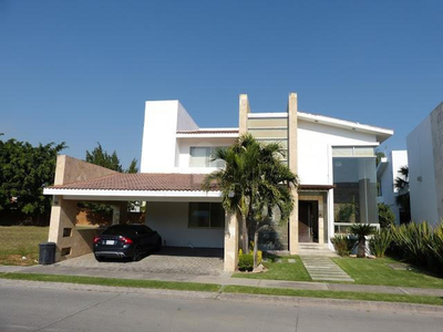 Casa en Renta en Paraíso Country Club Emiliano Zapata, Morelos