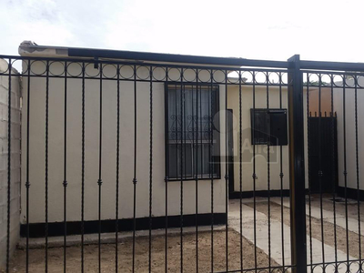 Casa en Venta en Jardines del Aeropuerto Juárez, Chihuahua