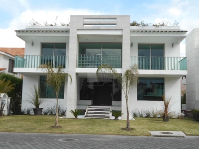 Casa en Venta en La Providencia Metepec, México