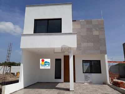 Casa en Venta en Villas de Bernalejo Irapuato, Guanajuato