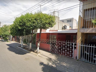 Casas en venta - 100m2 - 3 recámaras - Guadalajara - $838,000