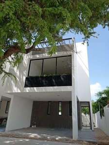 Casas en venta - 105m2 - 3 recámaras - Chuburna de Hidalgo - $2,949,000