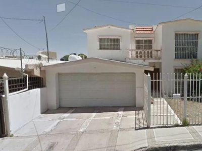 Casas en venta - 300m2 - 4 recámaras - Campestre-Lomas - $1,628,696