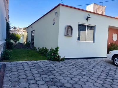 CASA EN VENTA EN CHULA VISTA A UN COSTADO DE LA 31 PONIENTE