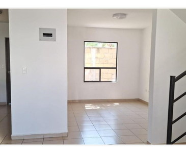 Casa En Jardines De Santiago Queretaro $ 545,000 Mr*