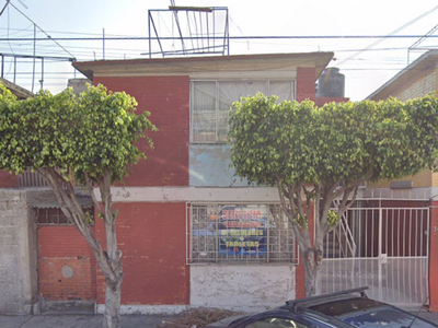 Casa en venta Valle De Cerrato 34, Mz 019, Valle De Aragon 1ra Sección, Ciudad Nezahualcóyotl, Estado De México, México