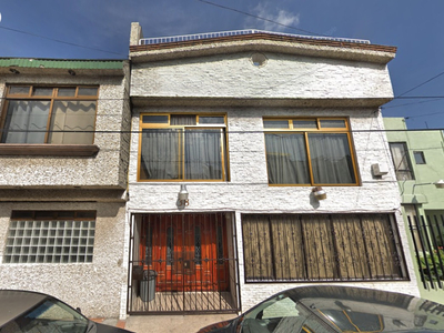 ¡ Multiplica Tus Ahorros Y Vive En Tu Casa Propia ! Bonita Casa En Venta En Remate - Volcán Sta. María 38, Amp La Providencia, Gustavo A. Madero, 07560 Ciudad De México, Cdmx