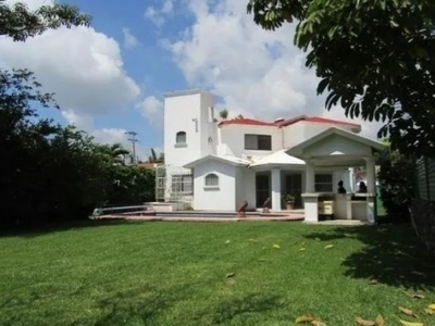 Casa en venta en Cocoyoc Morelos!!! EAD
