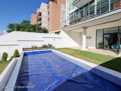 EN VENTA CASA 3 REC 3 NIVELES PRIVADA AMENIDADES VISTA PANORÁMICA LP-23-1182