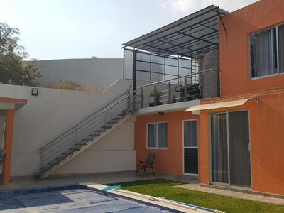 Casa en Venta en Fraccionamiento con Acceso Controlado Al Norte de Cuernavaca Morelos