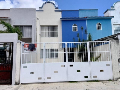 Casa en VENTA en SMZ-55 Porto Bello Cancun