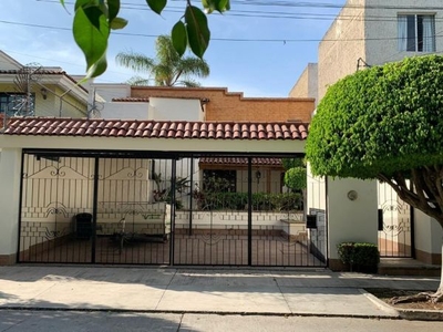 CASA EN VENTA TEPEYAC CASINO ZAPOPAN