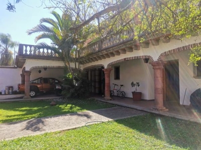 Casa Sola en Jardines de Acapatzingo Cuernavaca - MAZ-1593-Cs